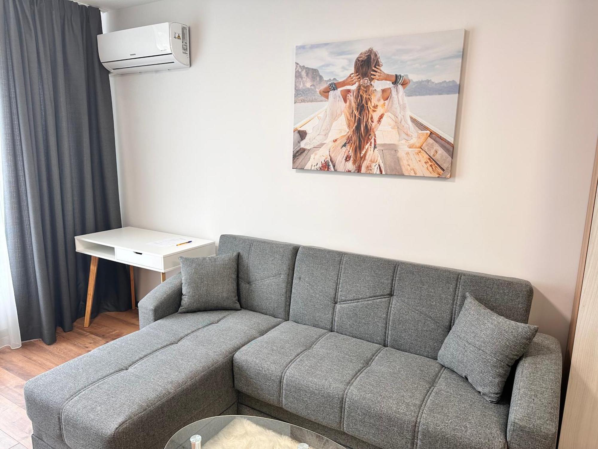 New Modern & Cozy Apartment With Free Private Parking And Ev Charging Station 瓦爾納 外观 照片