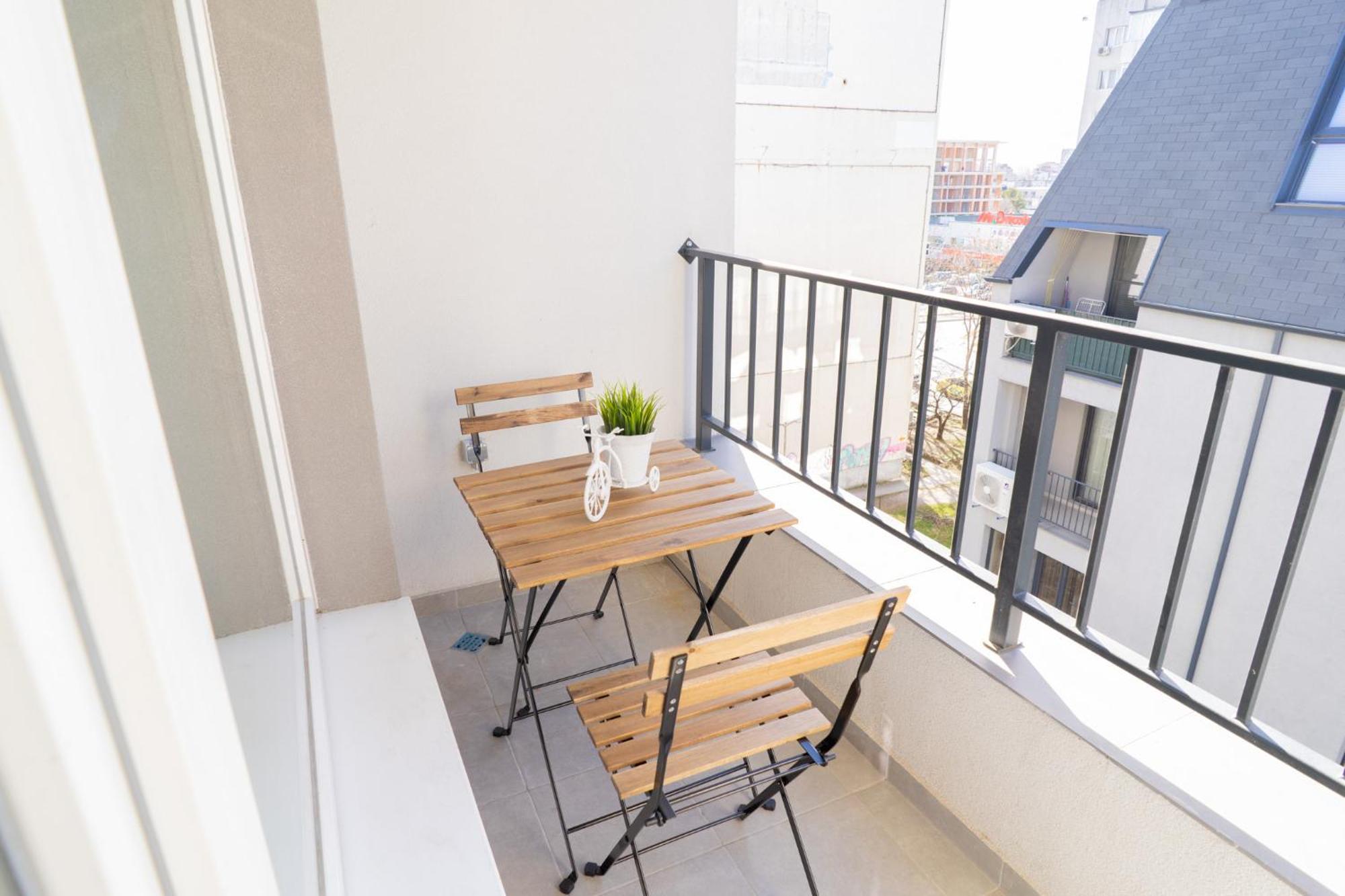 New Modern & Cozy Apartment With Free Private Parking And Ev Charging Station 瓦爾納 外观 照片